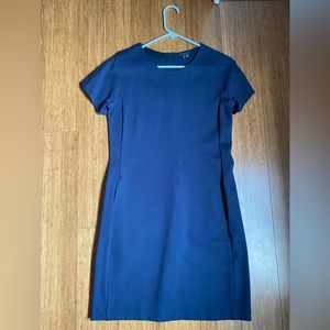 Theory navy blue short sleeve dress, size small. Slight stretch